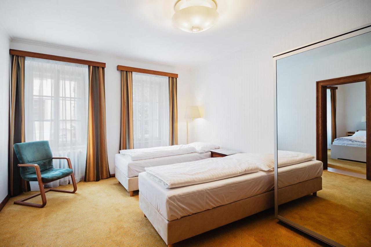 Hotel U Modreho Orla - At The Blue Eagle Praga Exterior foto